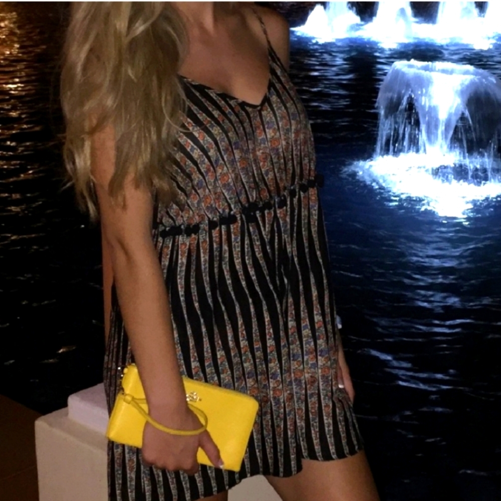 TOPSHOP FLORAL ROMPER